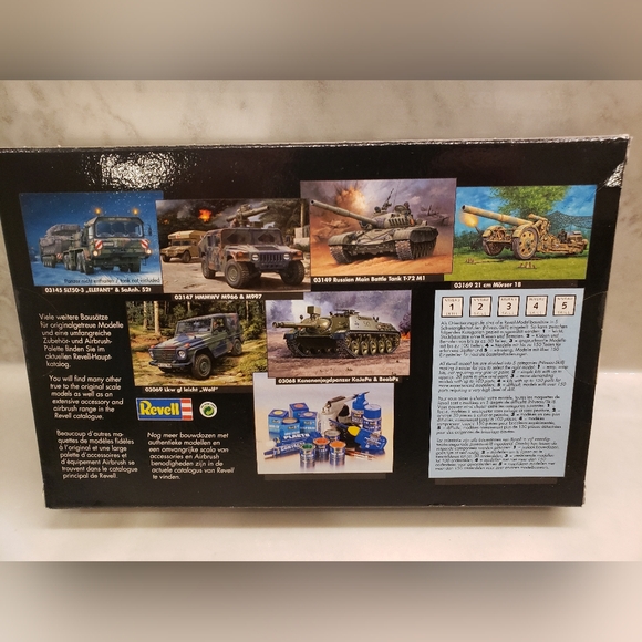 Revell M60 A3 and M9 Bulldozer Kit - Sealed box - Picture 2 of 7
